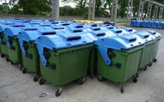 Калининградские власти выделят ещё 30 млн рублей на мусорные контейнеры